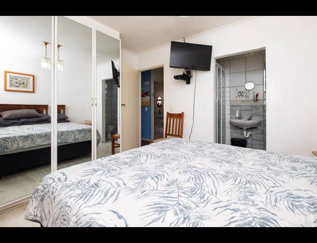 2 BEDROOM PROPERTY TO RENT IN COSTA DA GAMA